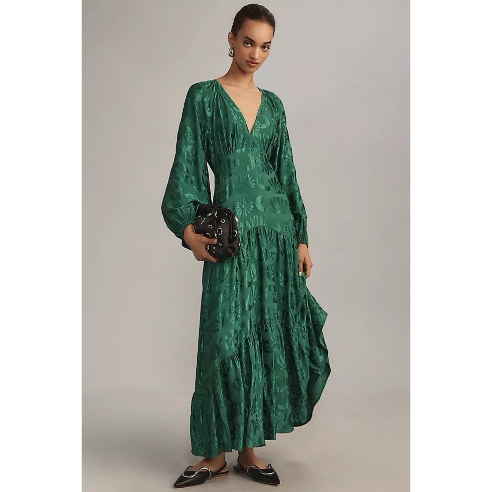 ANTHROPOLOGIE Farm Rio Green Floral Jacquard V-Neck Maxi Dress Petite MP NWT - Picture 3 of 17